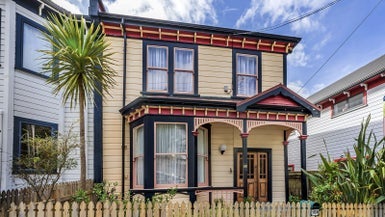166 Aro Street, Aro Valley, Wellington - Carousel 1