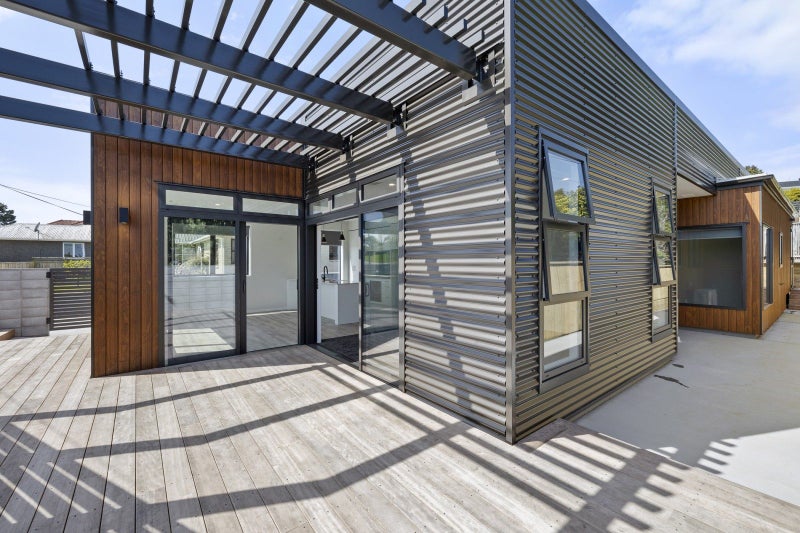 53 Pohutukawa Place, Bell Block, New Plymouth - Carousel 1