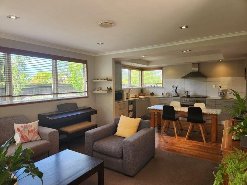 1 Burrows Place, Ilam, Christchurch - Carousel 2