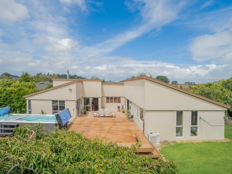 17 Jenny Lane, Waiuku, Waiuku - Carousel 2