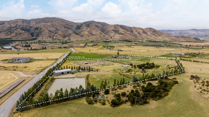 68 Pukerangi Drive, QUEENSBERRY, CROMWELL - Carousel 1