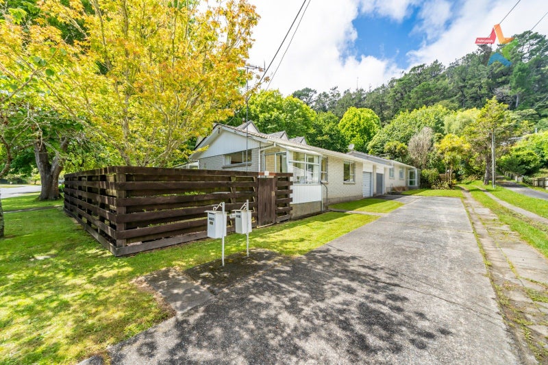 1/46A Hine Road, Wainuiomata, Lower Hutt - Carousel 1