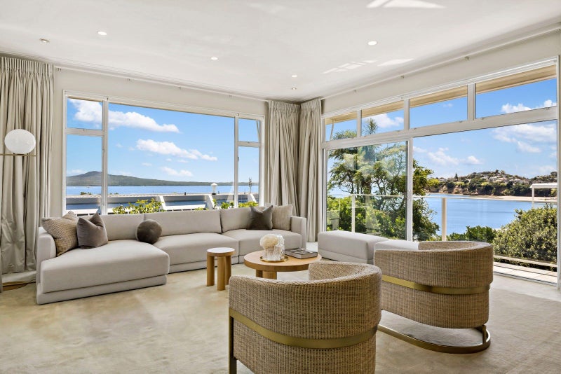 8A Long Drive, St Heliers, Auckland - Carousel 1