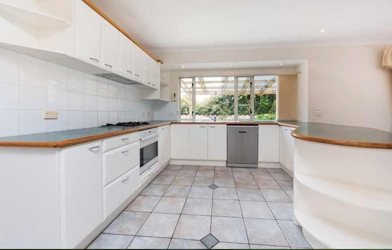 16 Keenagh Rise, Dannemora, Auckland - Carousel 2