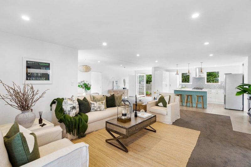 5 Beach Road, Haumoana, Haumoana - Carousel 1