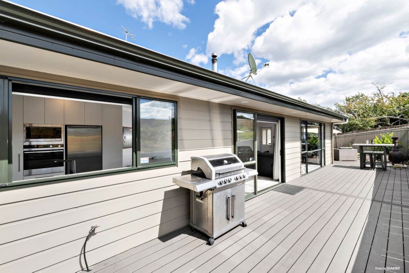 2/82 Andrew Road, Howick, Auckland - Carousel 2