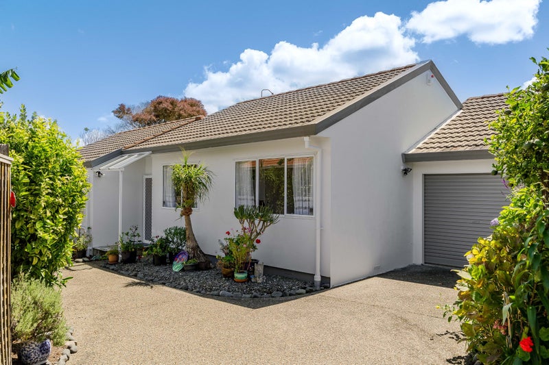 110B Forrest Hill Road, Forrest Hill, Auckland - Carousel 1