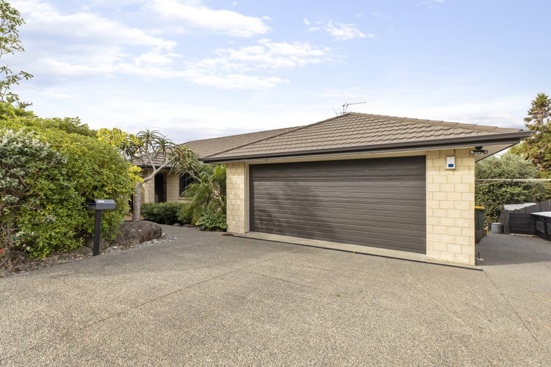 8 Havilah View, Army Bay, Whangaparaoa - Carousel 2