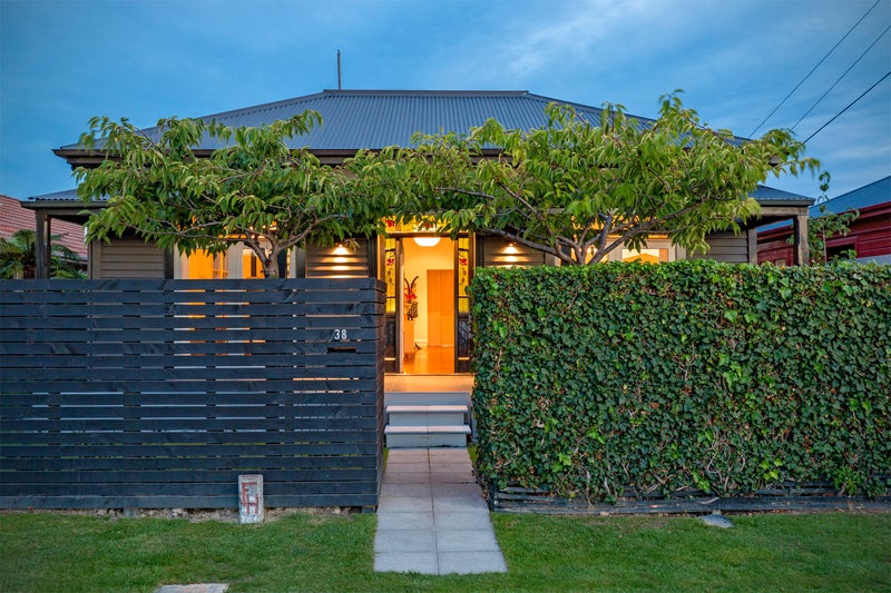 38 Leitch Street, Somerfield, Christchurch - Carousel 1