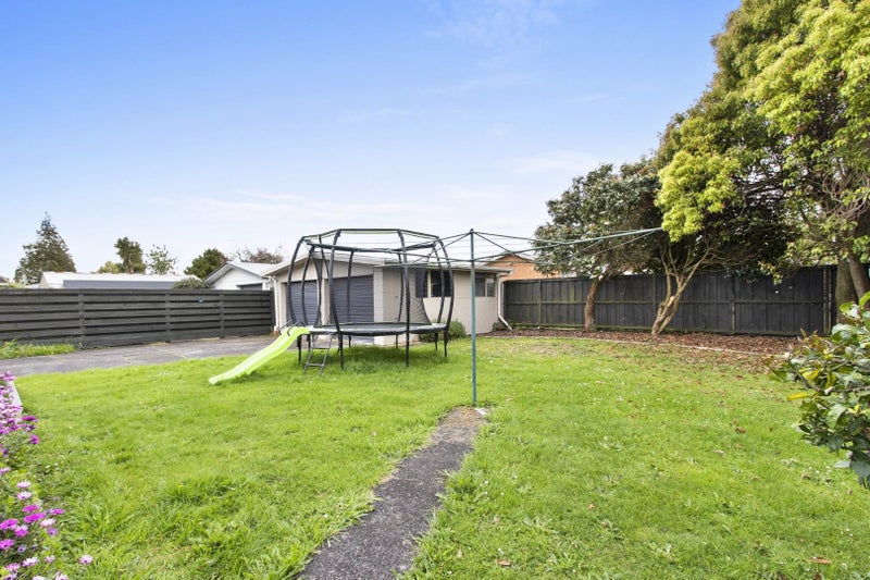 7 Erika Place, Fairview Downs, Hamilton - Carousel 20