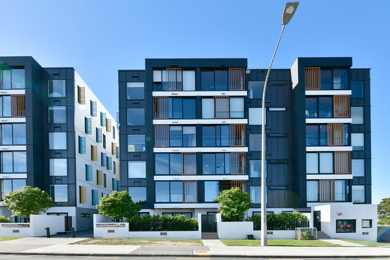 102/80 Anzac Street, Takapuna, Auckland - Carousel 1