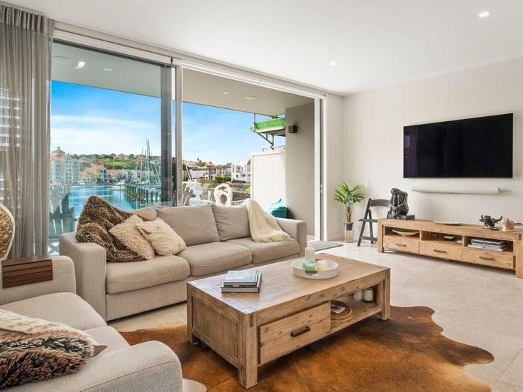 579A Laurie Southwick Parade, Gulf Harbour, Whangaparaoa - Carousel 1