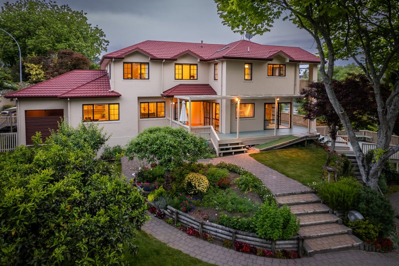 495 River Road, Fairfield, Hamilton - Carousel 2