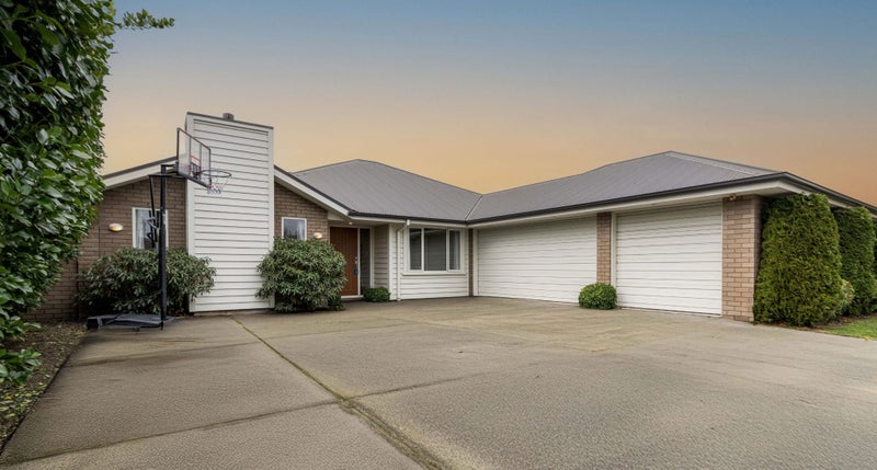 75 Somerville Crescent, Aidanfield, Christchurch - Carousel 1