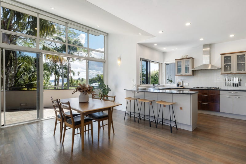 10 Edgars Road, Westmere, Auckland - Carousel 1