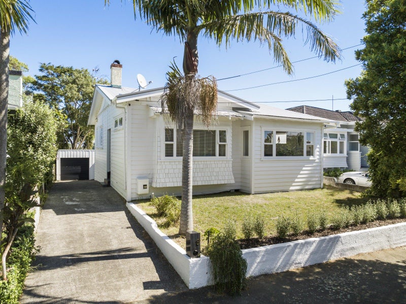 8 Rona Avenue, Grey Lynn, Auckland - Carousel 1
