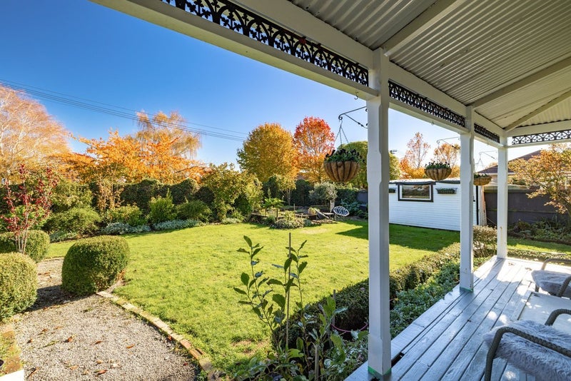 12 Tyrone Street, Belfast, Christchurch - Carousel 2