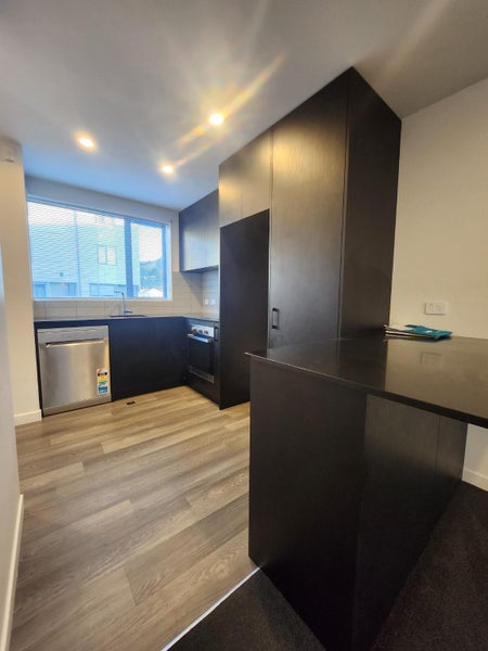 3 Te Ara O Ripeka Wharawhara, Petone, Lower Hutt - Carousel 1