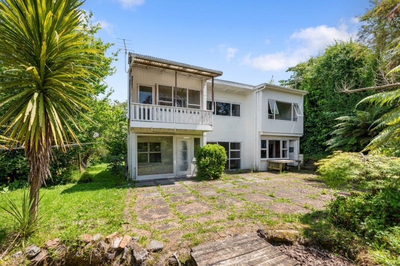 41 Thomas Crescent, Western Heights, Rotorua - Carousel 1