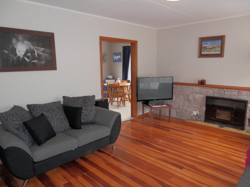 49 Duff Crescent, Highbury, Palmerston North - Carousel 2