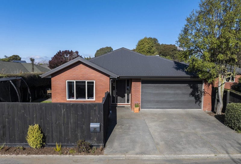 1D Moule Street, Addington, Christchurch - Carousel 1