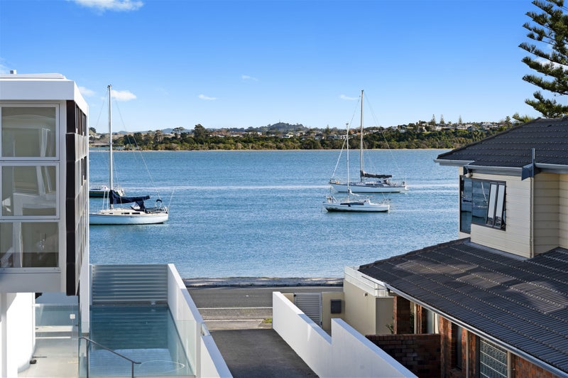40A The Parade, Bucklands Beach, Auckland - Carousel 1