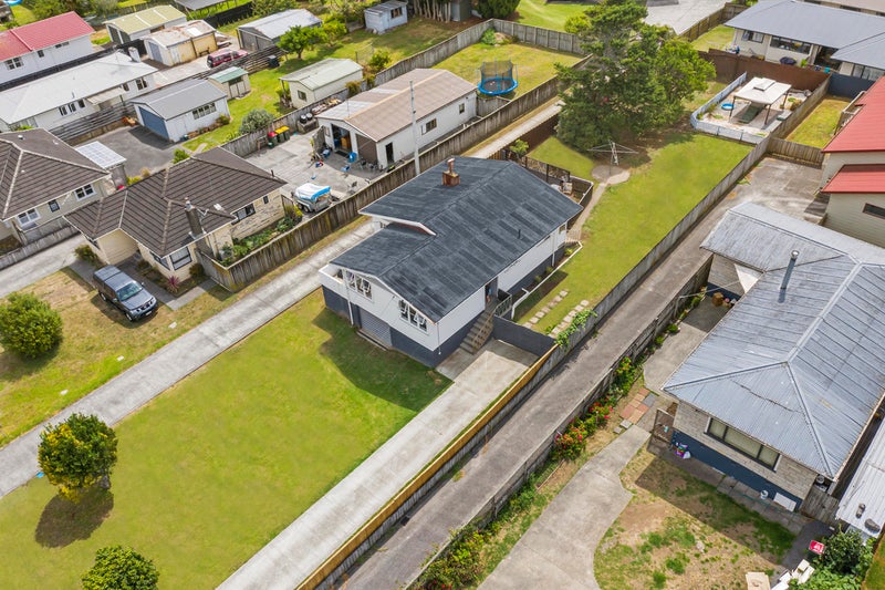 14 Waterview Road, Stanley Point, Auckland - Carousel 1