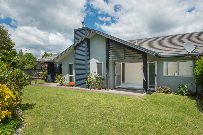 35 Bridgewater Way, Pyes Pa, Tauranga - Carousel 2