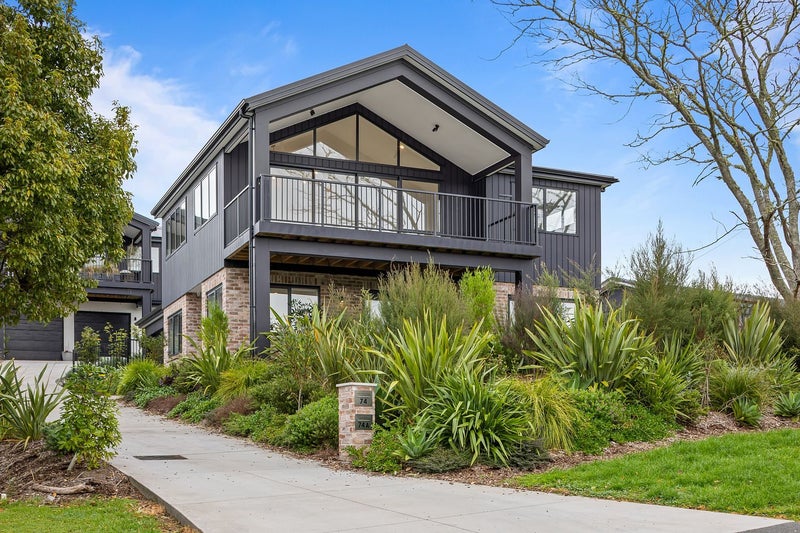 74 Princes Street, Northcote Point, Auckland - Carousel 1