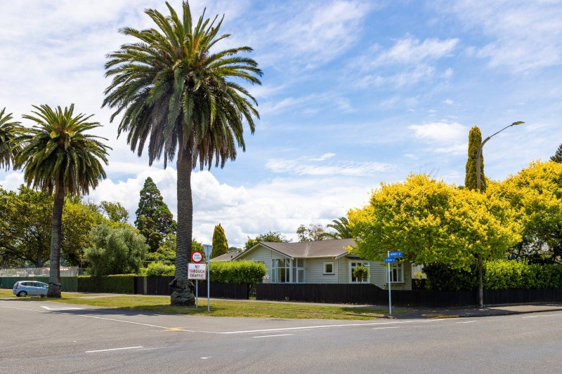 29 Latham Street, Napier South, Napier - Carousel 31