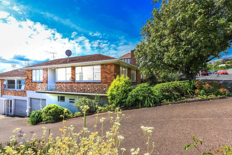 1/159 Paritai Drive, Orakei, Auckland - Carousel 2