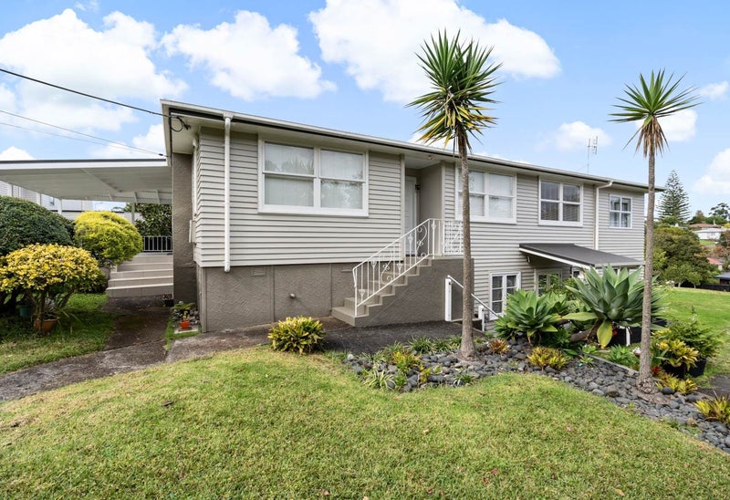 19 Awaroa Road, Sunnyvale, Auckland - Carousel 1