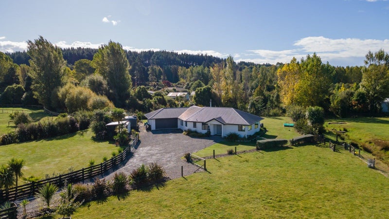 231 Westdale Road, Redwood Valley - Carousel 2