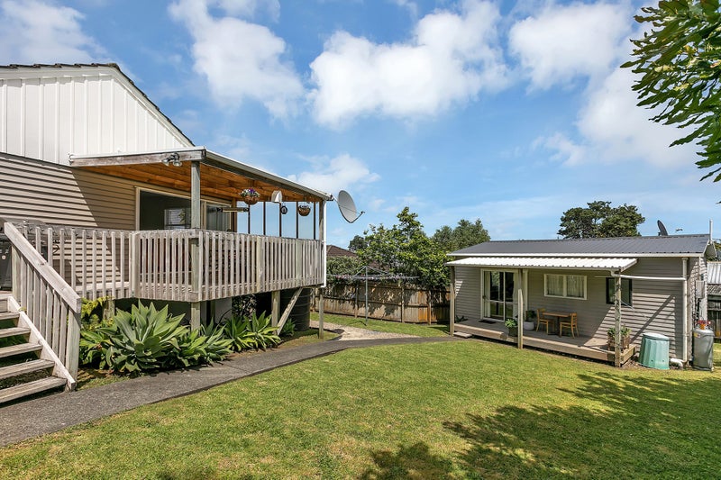 14 Winifred Avenue, Bayview, Auckland - Carousel 1