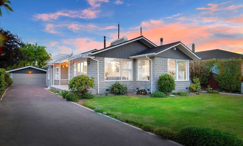 3 Glenavon Place, Ilam, Christchurch - Carousel 1