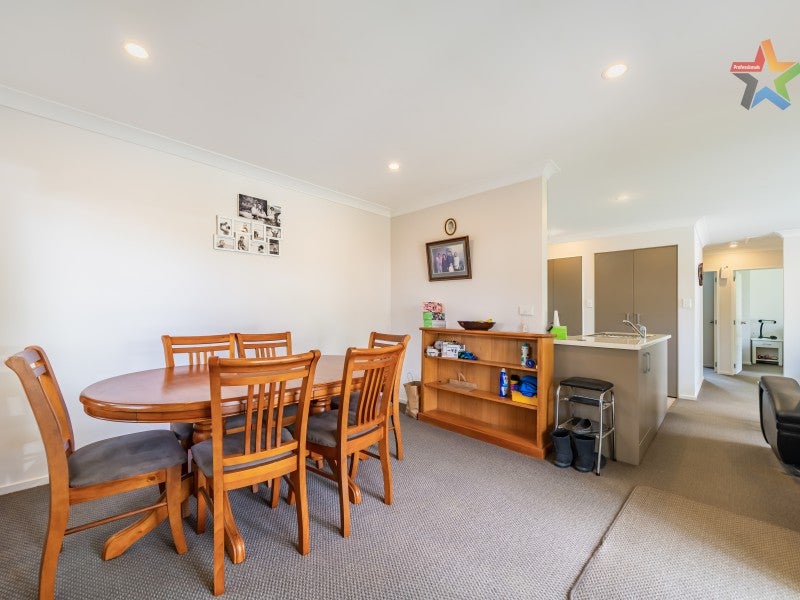 19 Poole Crescent, Wainuiomata, Lower Hutt - Carousel 26