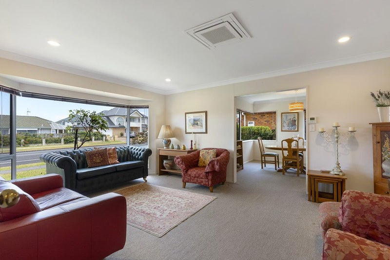 56 Nicholas Road, Somerville, Manukau - Carousel 2