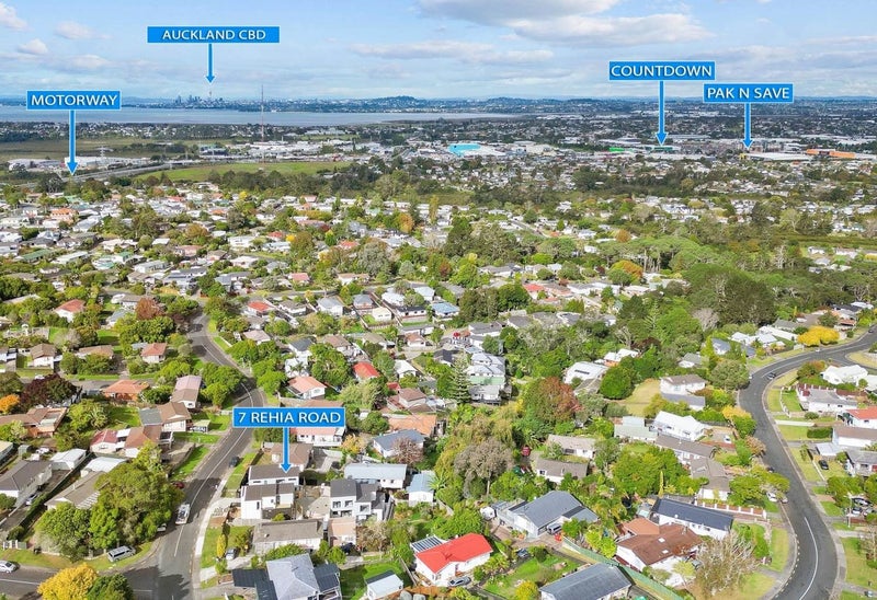 7A Rehia Road, Massey, Auckland - Carousel 21