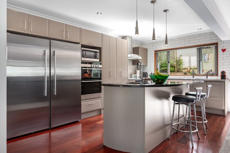 4 Haunui Road, Pukerua Bay, Porirua - Carousel 2