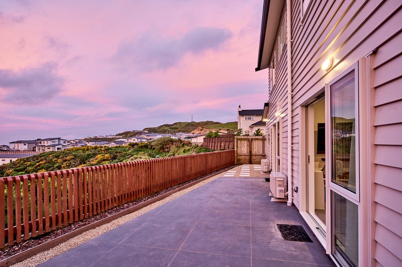 10 Trelawny Terrace, Grenada Village, Wellington - Carousel 2