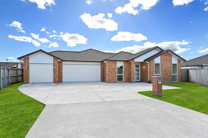 4 Capricorn Place, Rototuna North, Hamilton - Carousel 1