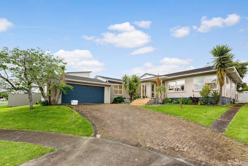 4 Hemsway Place, Sunnyhills, Auckland - Carousel 1