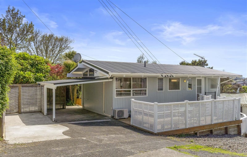 2/92 Oakdale Road, Hillsborough, Auckland - Carousel 1