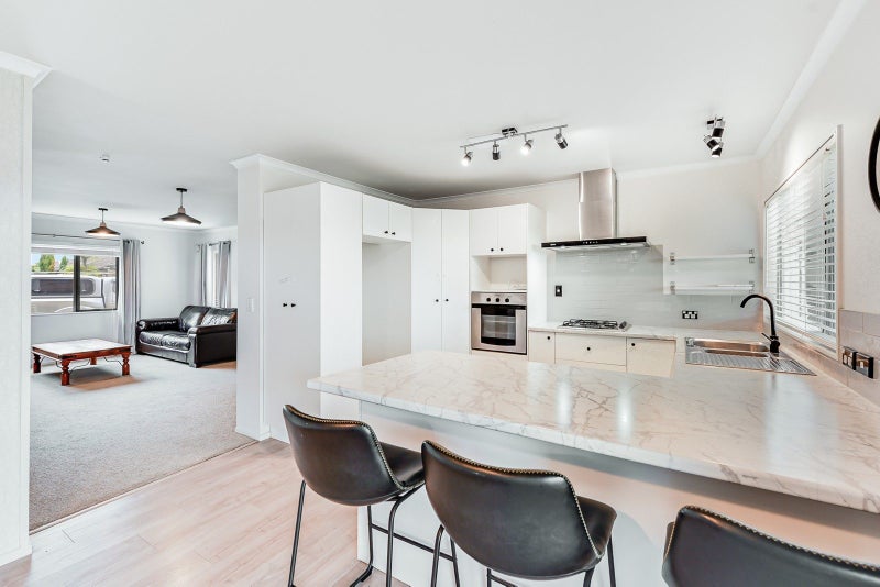 62 Gordon Davies Lane, Huntington, Hamilton - Carousel 1