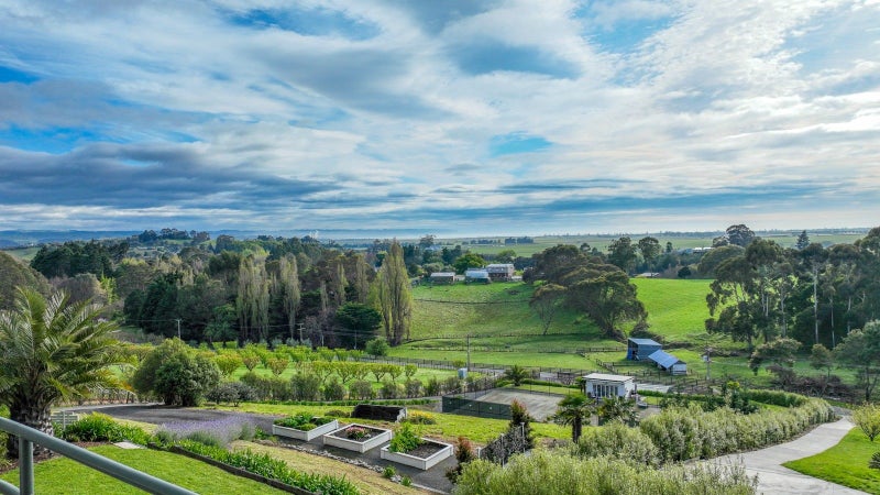 20 Boyd Road, Poraiti, Napier - Carousel 2