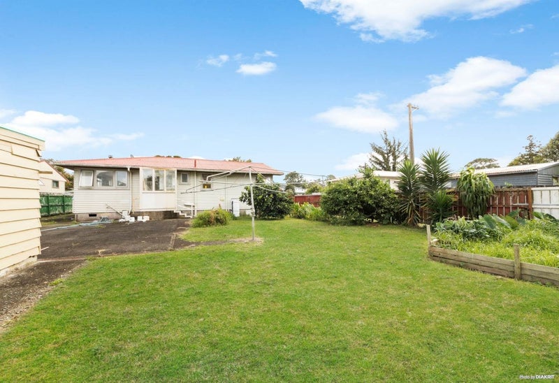 7 Ascot Avenue, Henderson, Auckland - Carousel 11