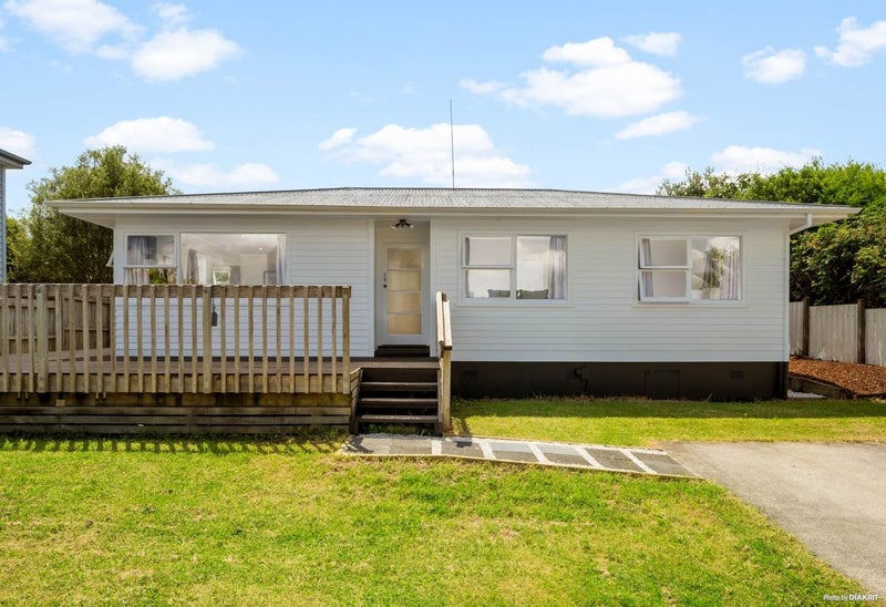 10 Kaikoura Street, Henderson, Auckland - Carousel 1