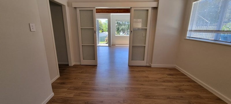 2 Philson Terrace, Browns Bay, Auckland - Carousel 2