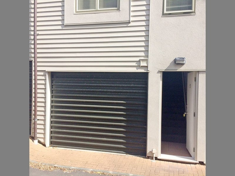 5/8 Rendall Place, Eden Terrace, Auckland - Carousel 1