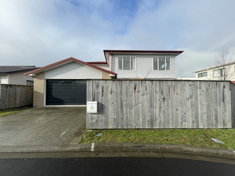 3 Yeats Grove, Trentham, Upper Hutt - Carousel 2